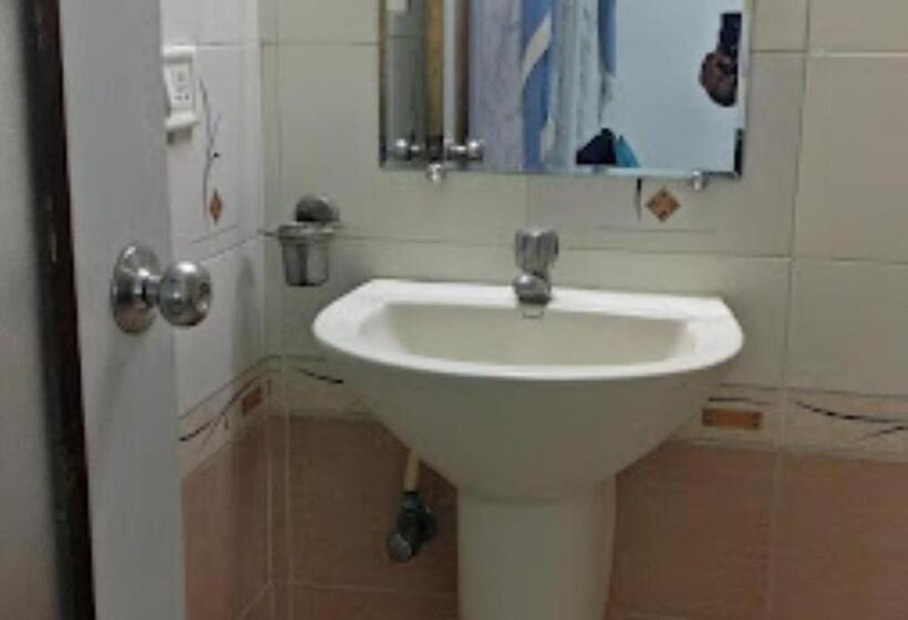 Номер Deluxe, Sunrise Inn Amravati