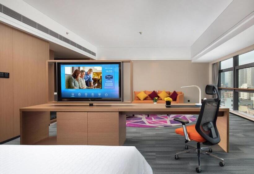 سوییت, Hampton By Hilton Shenzhen Baoan Stadium