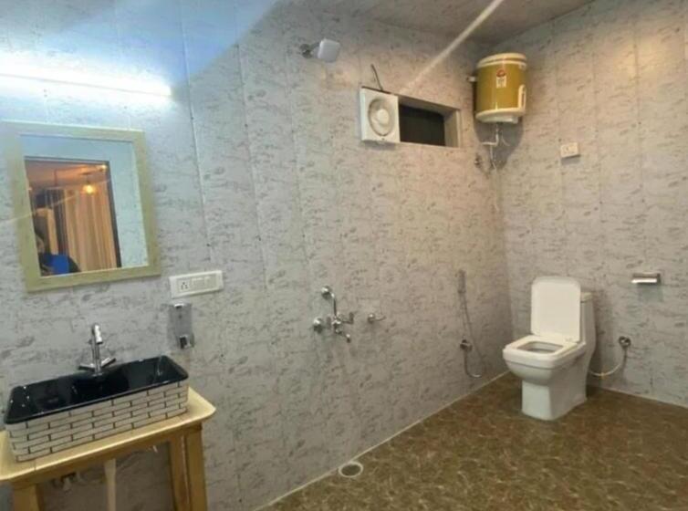 Номер Стандарт Индивидуальный, Thetreehousejibhi