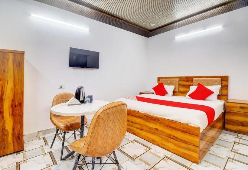 Трехместный Номер Классика, Cg Inn Pool Rooftop