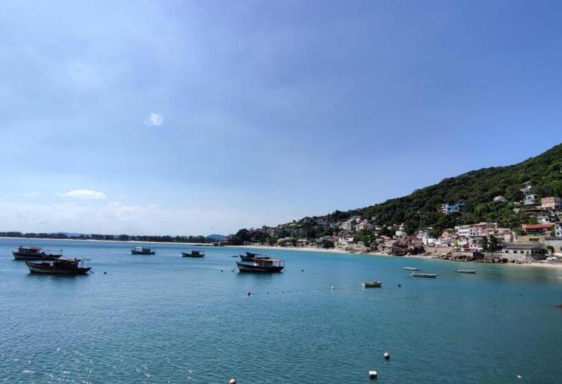 اتاق لوکس با بالکن و چشم‌انداز دریا, Pousada Ilha Bella