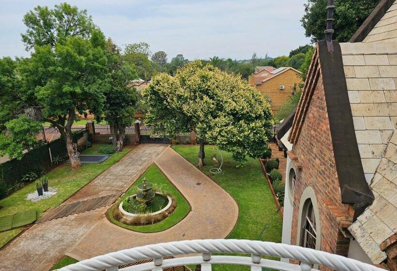 Номер Стандарт с Балконом, Castle Home