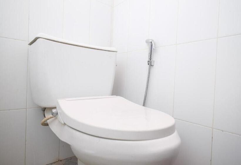 Семейный Номер, Reddoorz Syariah @ Jalan Dieng Wonosobo 2
