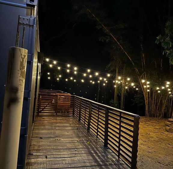 수피리어 스튜디오, Studios Em Contêiner No Bosque