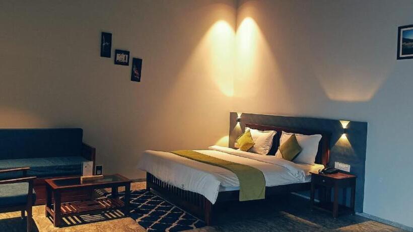 Номер Superior, Wabi Sabi Resort, Igatpuri