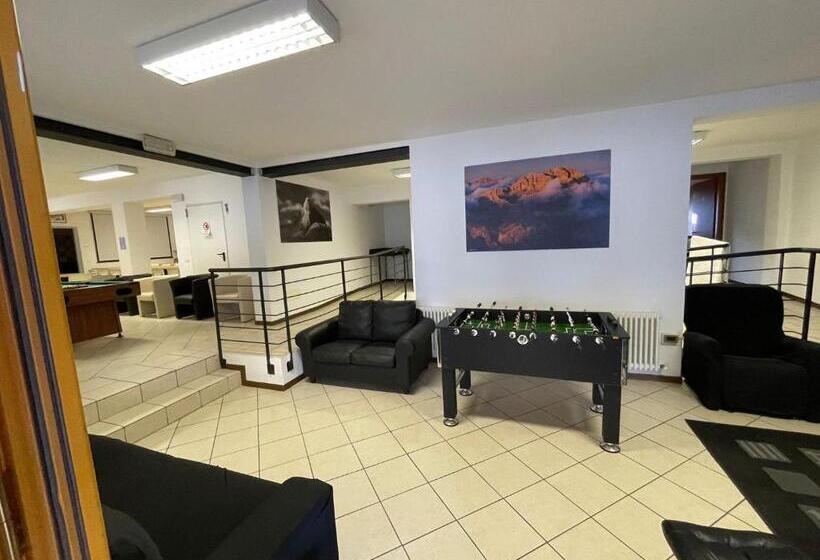 Номер Стандарт Трехместный, Lunga Via Delle Dolomiti