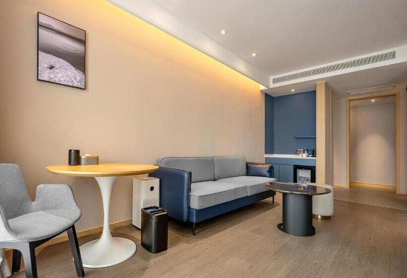 Номер Стандарт, Atour S Hotel Xining Haihu New District Sdic Plaza