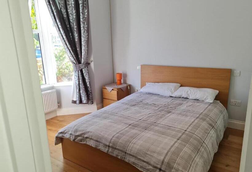 Номер Deluxe, Daniari Guest Rooms