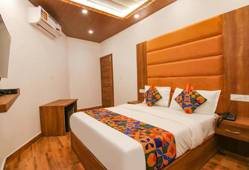 اتاق اجرایی سه نفره, Fabhotel Ambassador