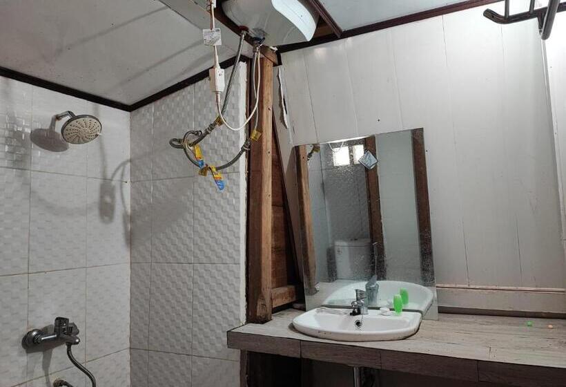 Номер Стандарт, Arafah Resort @ Danau Kerinci Jambi Redpartner