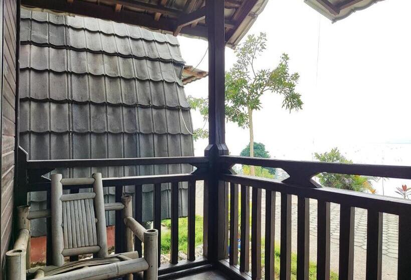 Семейный Номер, Arafah Resort @ Danau Kerinci Jambi Redpartner