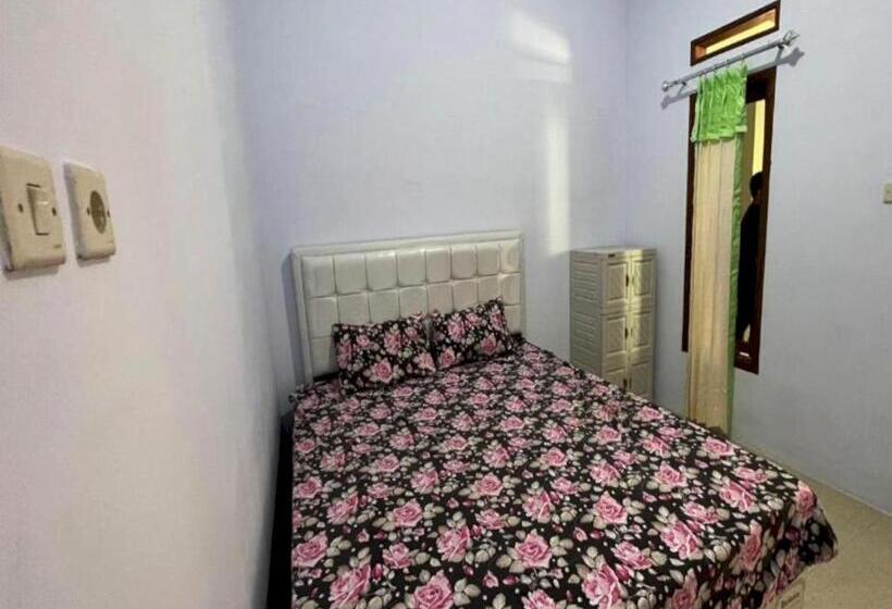 Номер Стандарт, Oyo 93249 Wisma Jasmine Syariah