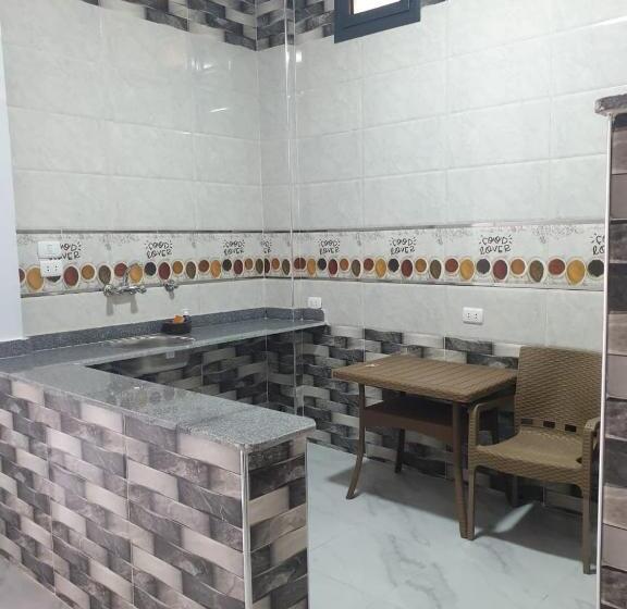 اتاق لوکس, Onaty Narty Guest House