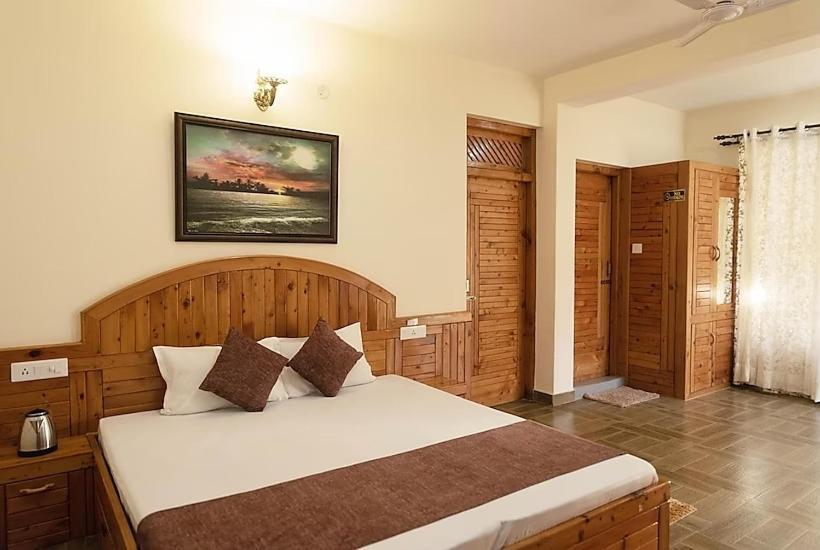 발코니 디럭스 룸, Elegance Retreat Manali Luxury Boutique Stay