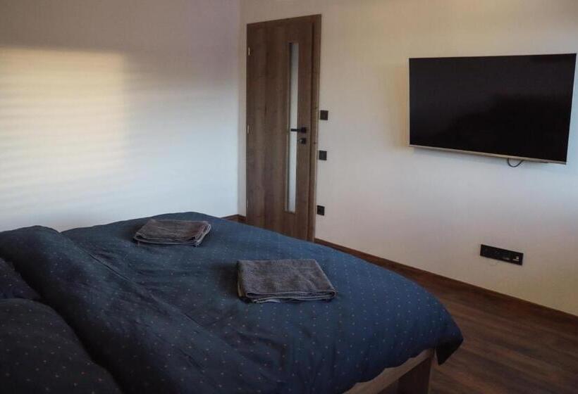 １ベッドルームのスーペリアアパートメント, Iq Apartments