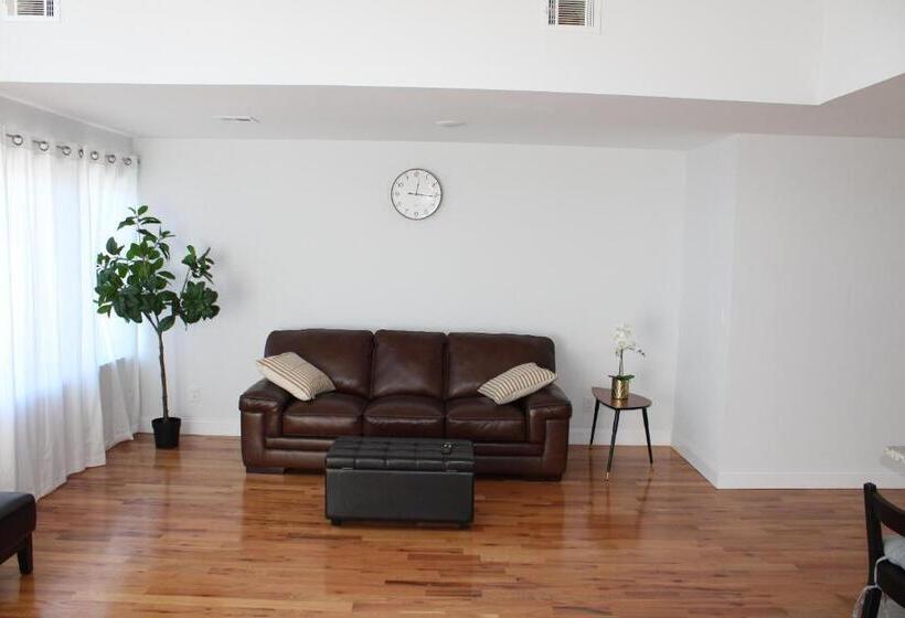 آپارتمان 3 خوابه, Cozy & Deluxe Apartment   Ez Access To Nyc