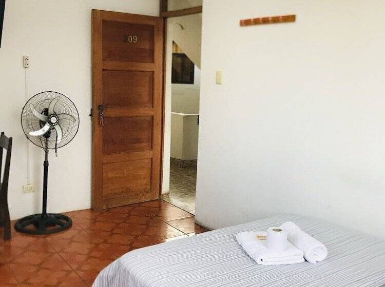Quarto Estandar, Hospedaje Manly Paradise