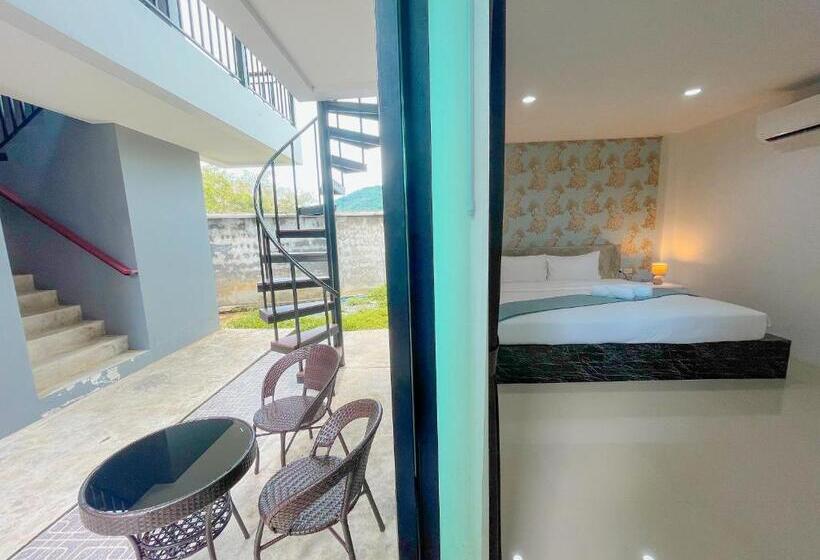 デラックスルーム, Chanakarn Pool Access Rawai