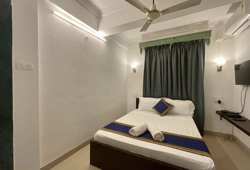 스탠다드 룸, Nagas Hotel Satyavati Morjim