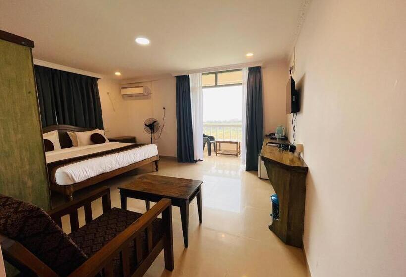 Quarto Deluxe, Nagas Hotel Satyavati Morjim