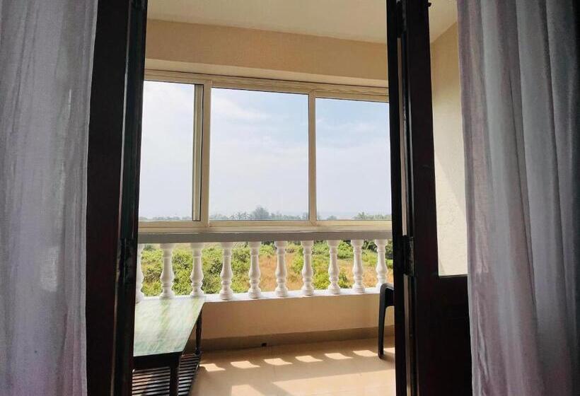 디럭스 룸 바다 전망, Nagas Hotel Satyavati Morjim