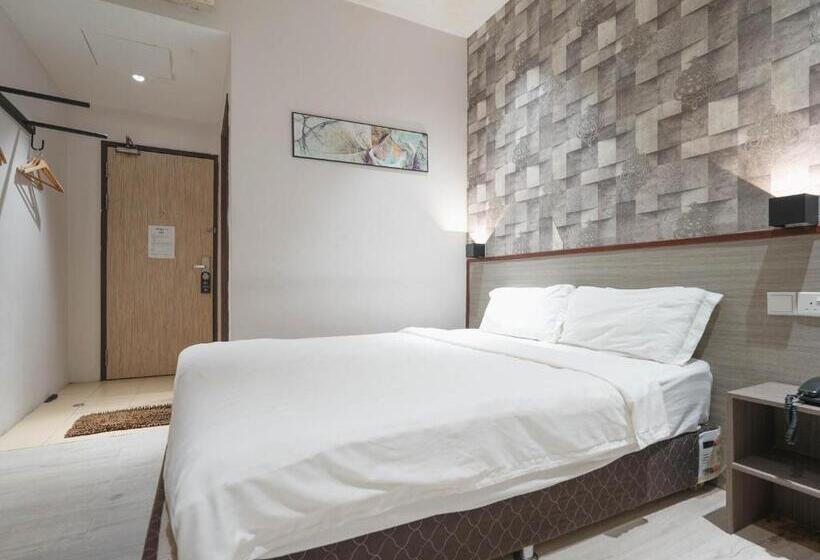 اتاق لوکس, Noble Hotel Express, Check In 10pm, Check Out 9am