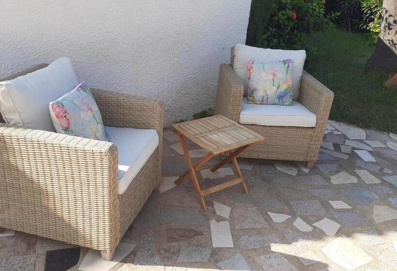 Стандартный Номер Кровать Кинг, Els Poblets Denia Offers Casa Crosby   Private Studio Within Walking Distance To The Beach