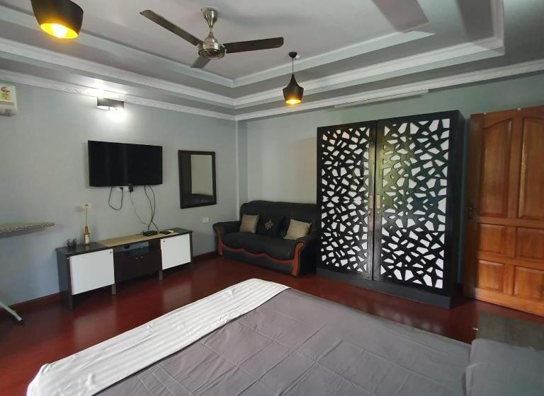 标准间带阳台, Fernandes Homestay  Amor