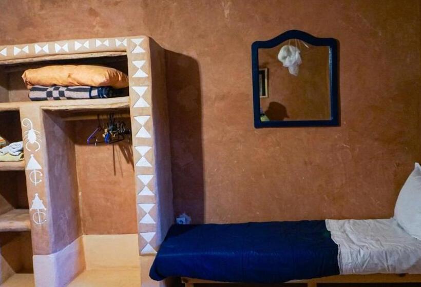 Quarto Triplo Estandar, Kasbah Tigmi El Janoub