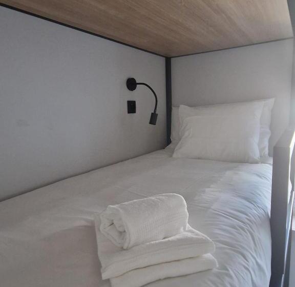 اتاق استاندارد با سرویس بهداشتی مشترک, Tukaza Guesthouse By Geyra