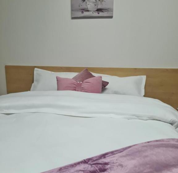 Номер Стандарт Совместная Ванная, Pastello Guest House