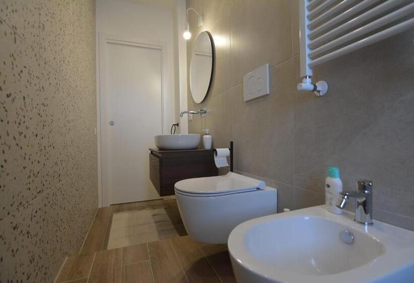 اتاق استاندارد با بالکن, Orlando Rooms