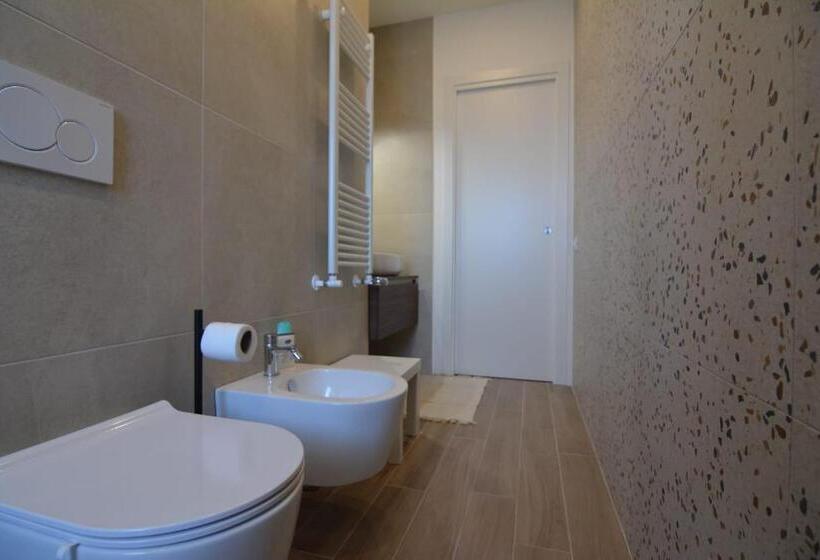 غرفة قياسية, Orlando Rooms