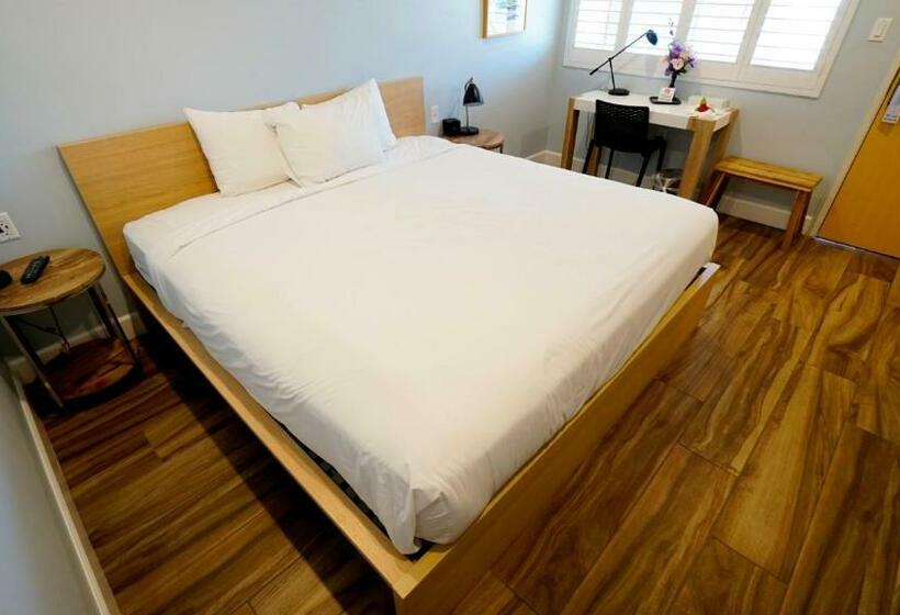 스탠다드 룸 킹사이즈 침대, El Royale Hotel Near Universal Studios