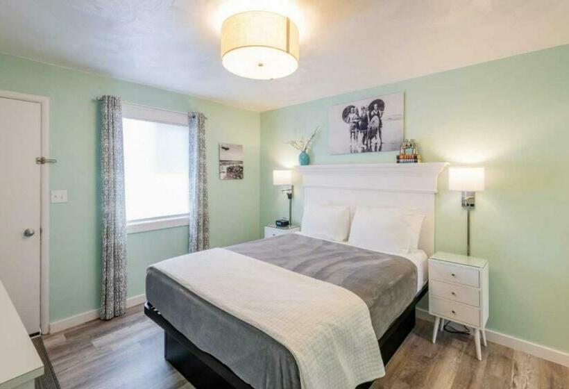 Номер Deluxe, Beachside Inn