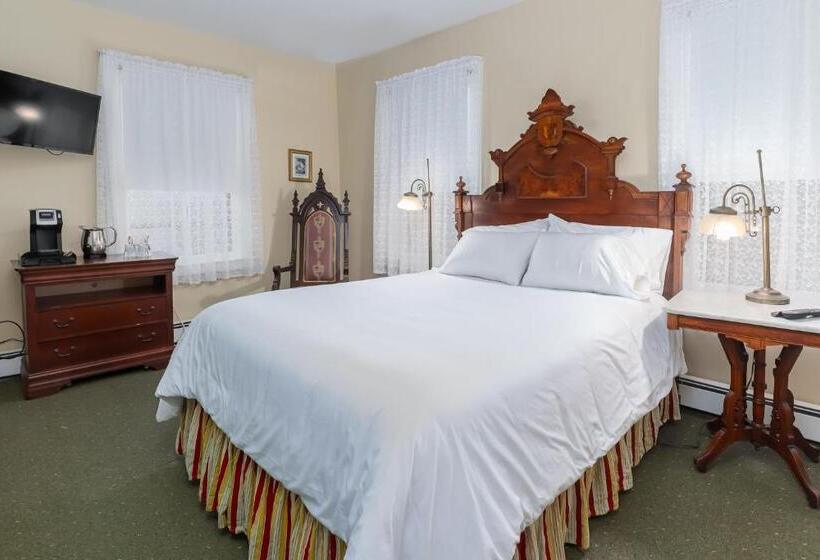 デラックストリプルルーム, Bedford Inn