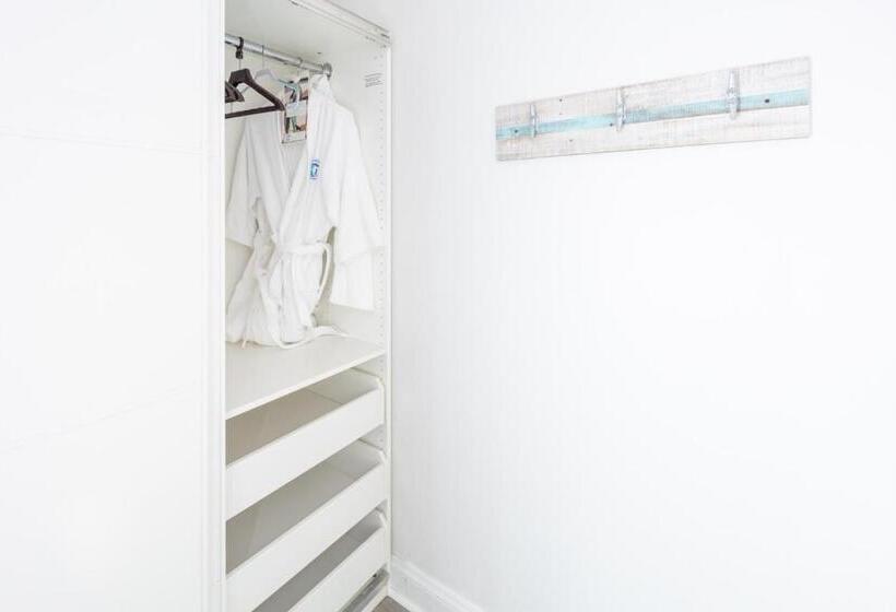 Quarto Estandar Cama King, Canalside Inn