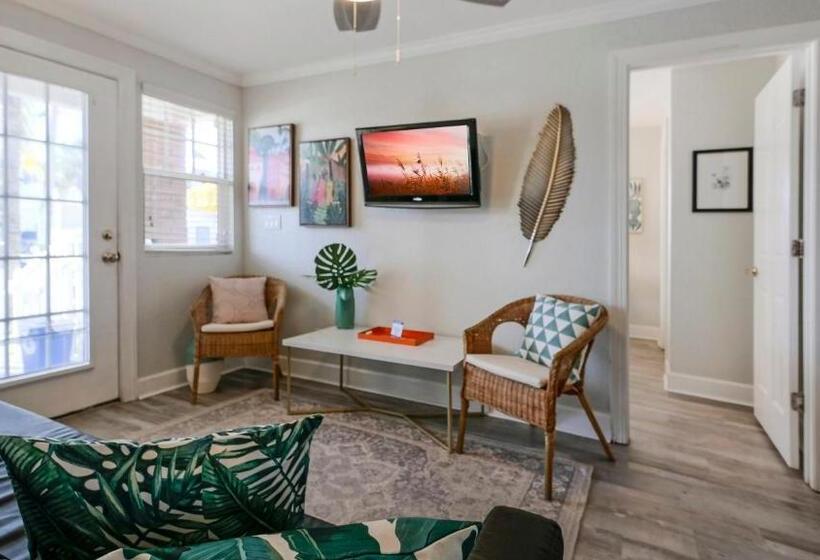 Апартаменты 1 Спальня Вид на Сад, Coconut Inn Passagrille Beach