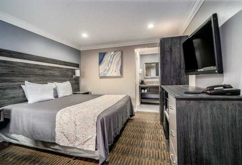 스탠다드 룸 킹사이즈 침대, Friendly Hills Inn