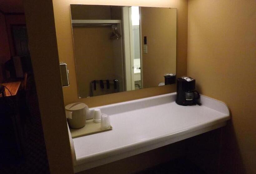 스탠다드 룸 킹사이즈 침대, Tristar Inn Xpress
