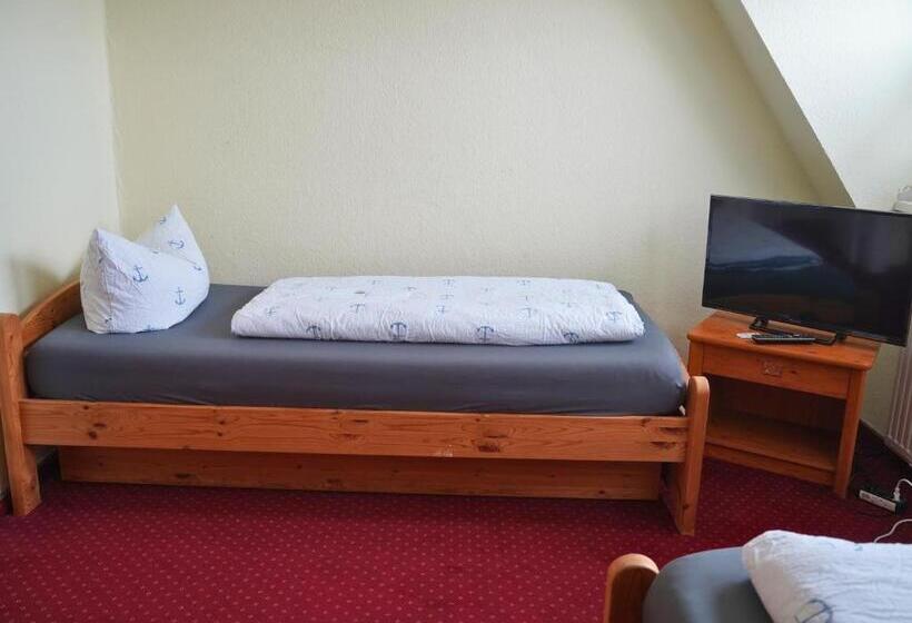 Семейный Номер, K357   Hotel & Restaurant Zur Post In Otterndorf Bei Cuxhaven