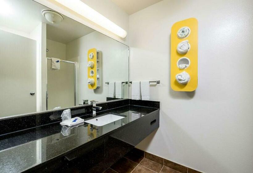 Номер Стандарт, Motel 6waterloo, Ia