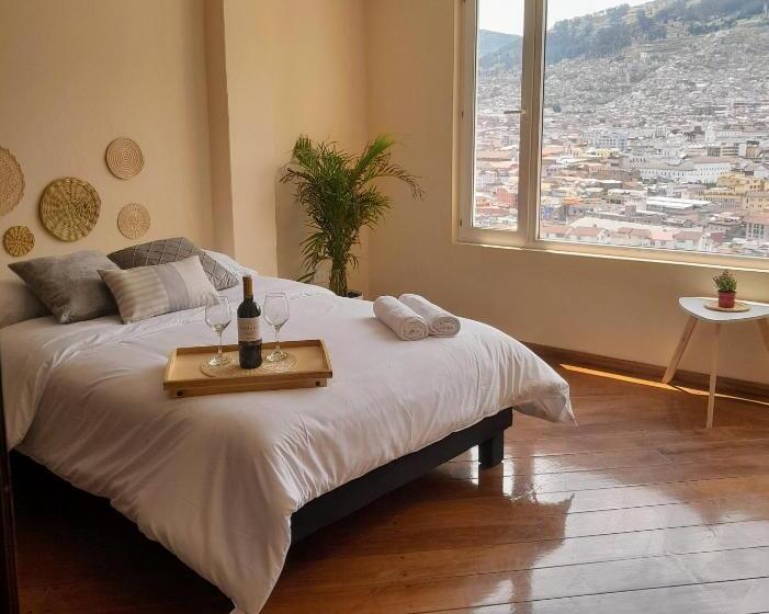 Номер Стандарт, The Temple, Quito