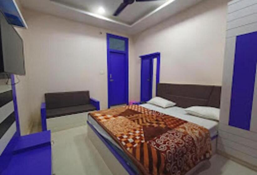 Quarto Triplo Estandar, Varun Inn