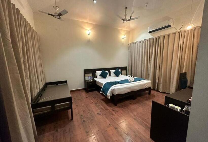 标准房带园景, Citrus Prime Kanha Resort And Villas
