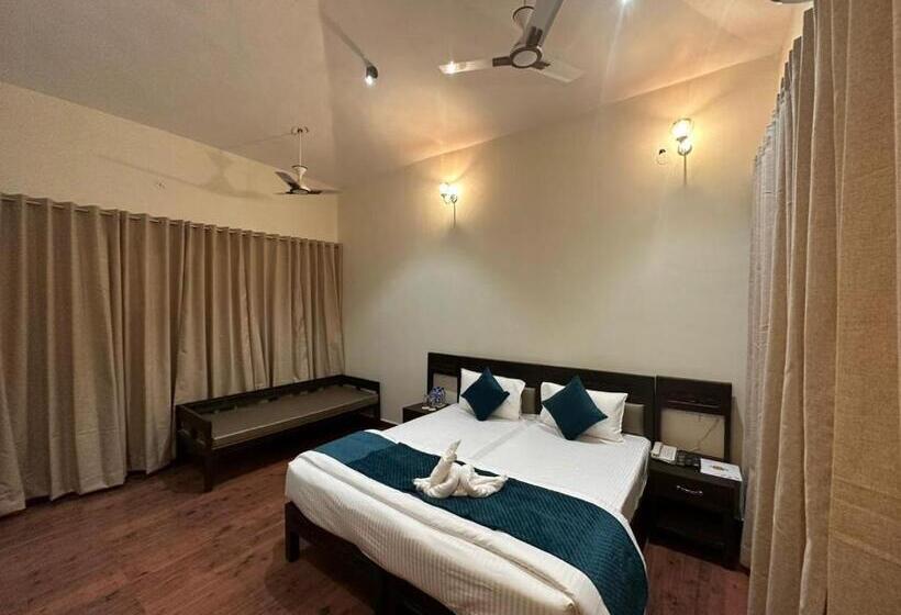 标准房带园景, Citrus Prime Kanha Resort And Villas