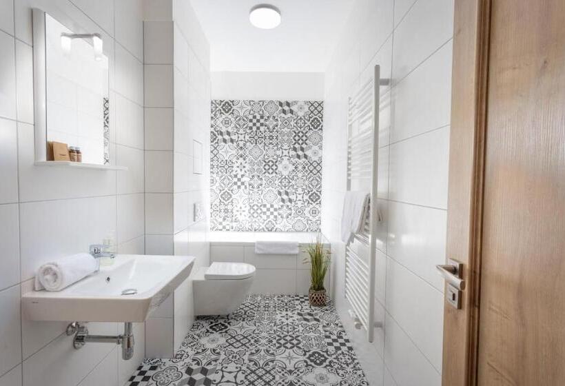 Апартаменты Deluxe 3 Спальни, Residence Morris Mladá Boleslav