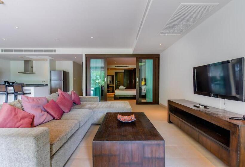 Апартаменты 2 Спальни, Poppy Beachfront Residence