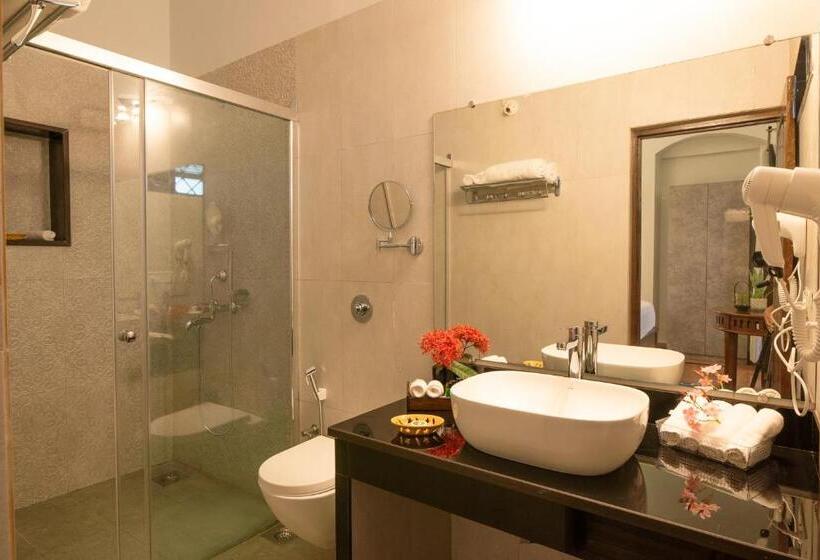 Стандартный Номер Кровать Кинг, Sashas Holiday Village