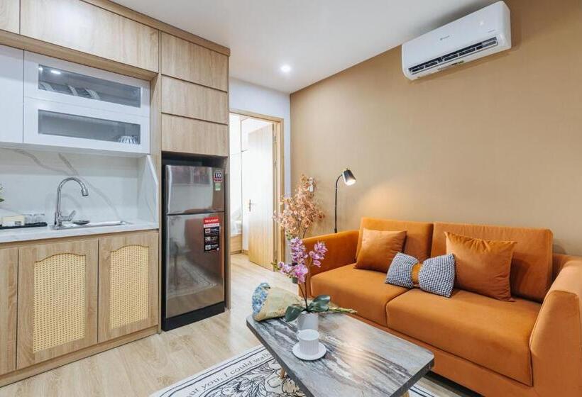 سوییت جونیور با بالکن, Crescendo Urban Stay   Stay 24h